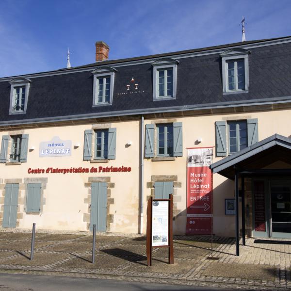 Peintres de l'école de Crozant Les musées Musée Hotel Lepinat - Crozant (23) custom text