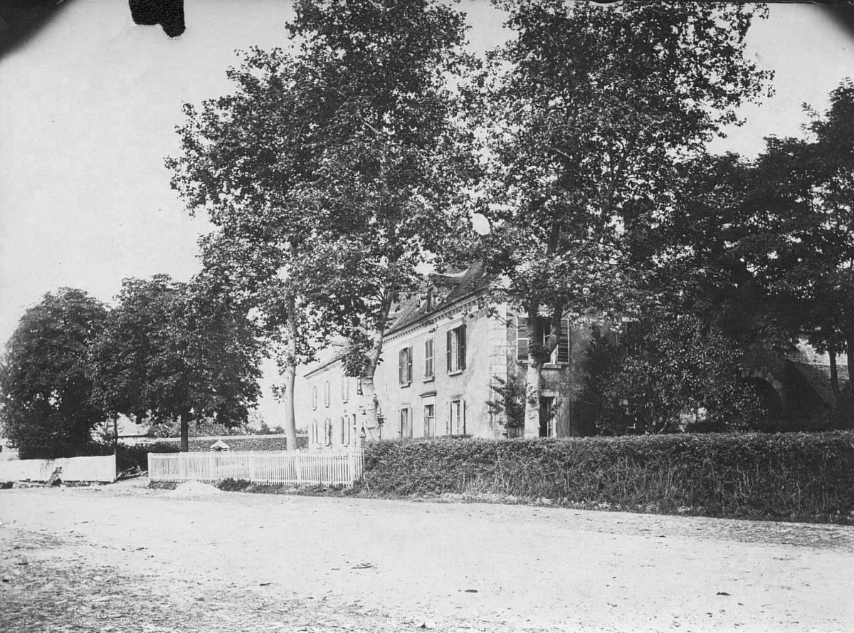 Peintres de l'école de Crozant De Tendu au Fay Le domaine du Fay, l'ancien relais de poste custom text